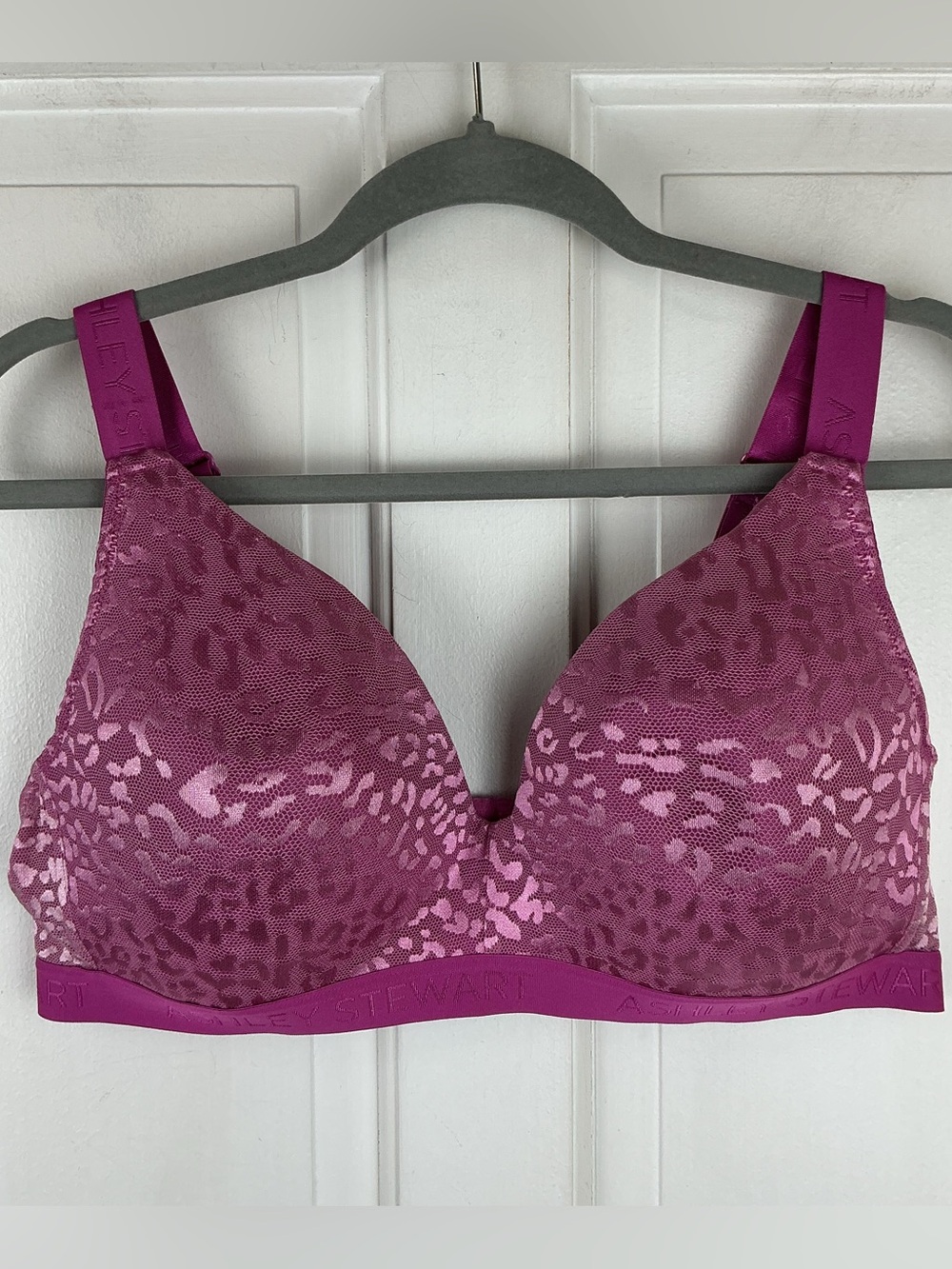 Ashley Stewart Leopard Print Wireless Bra Pink Animal Print 40D